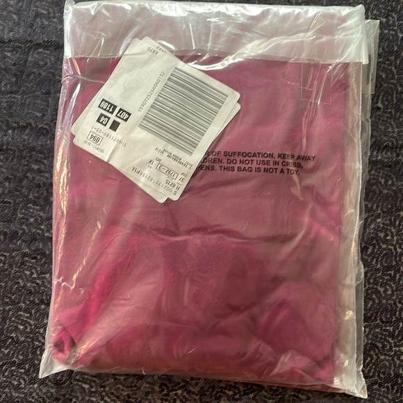 Woman Within perfect long sleeve turtleneck, deep claret, plus size 1X NWT - Picture 4 of 6